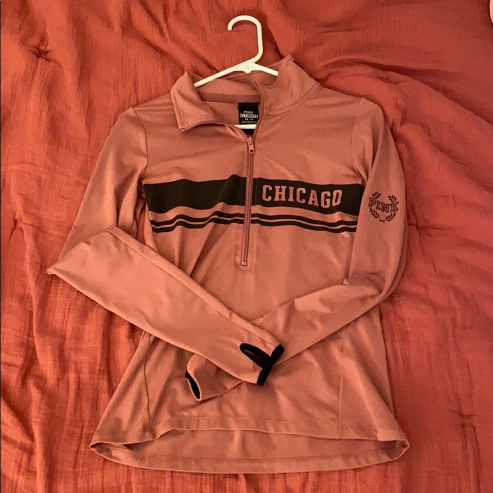 VS PINK Chicago Exclusive Half Zip Pullover